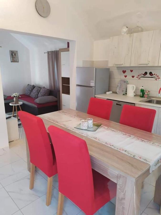 לומבארדה Apartments Sunce מראה חיצוני תמונה