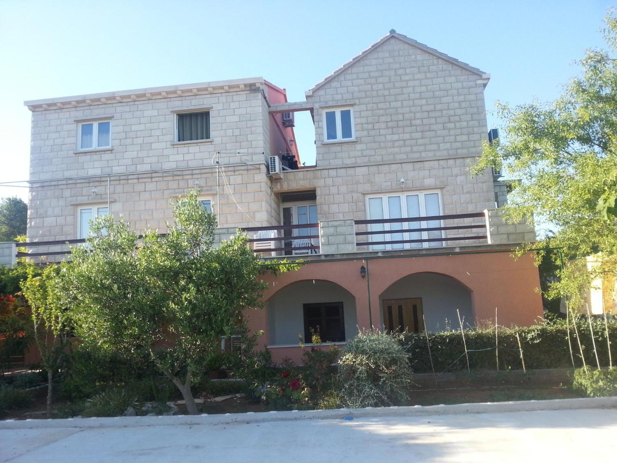 לומבארדה Apartments Sunce מראה חיצוני תמונה