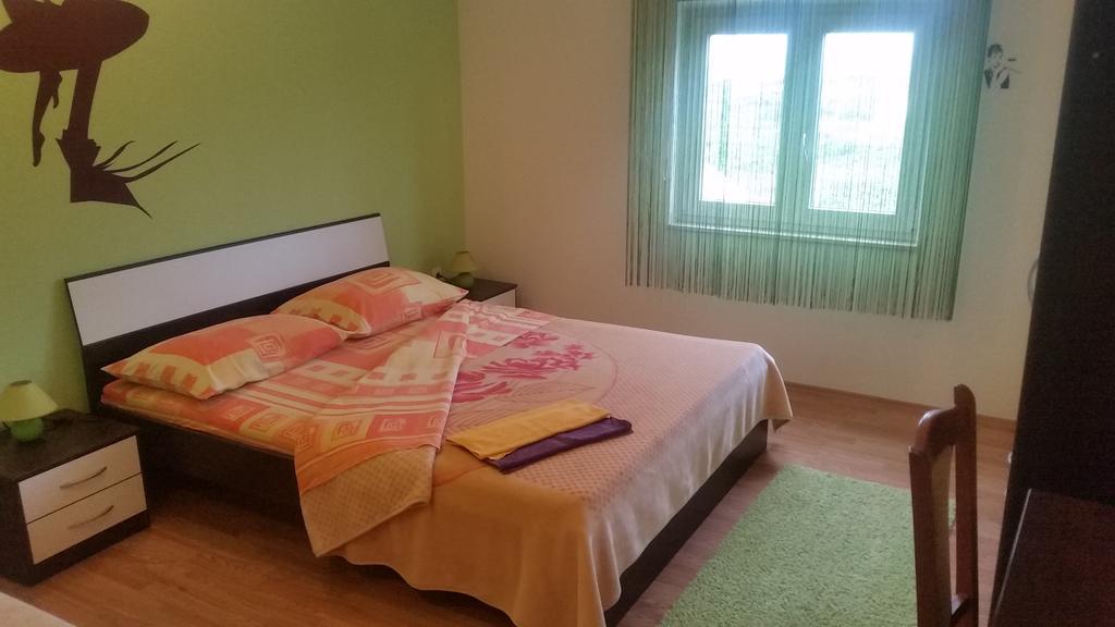 לומבארדה Apartments Sunce חדר תמונה