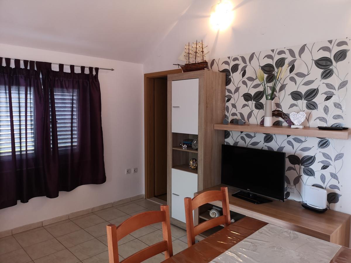 לומבארדה Apartments Sunce מראה חיצוני תמונה